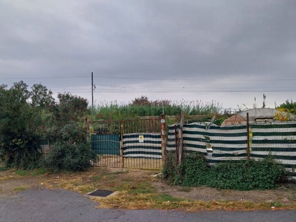 terreno agricolo in vendita ad Albenga in zona Vadino
