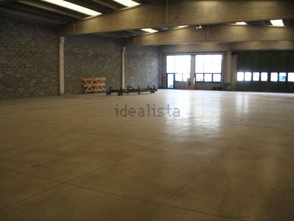 capannone in vendita ad Albenga