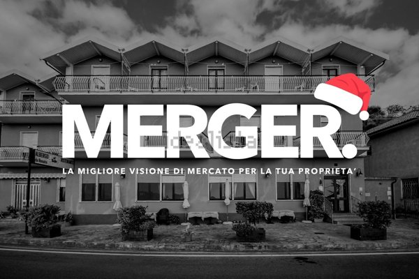 negozio in vendita ad Albenga