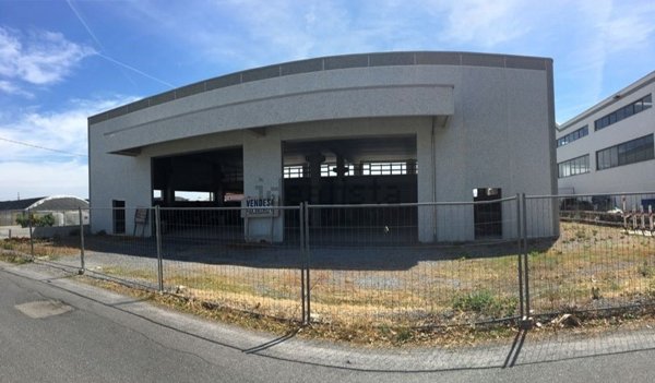 capannone in vendita ad Albenga