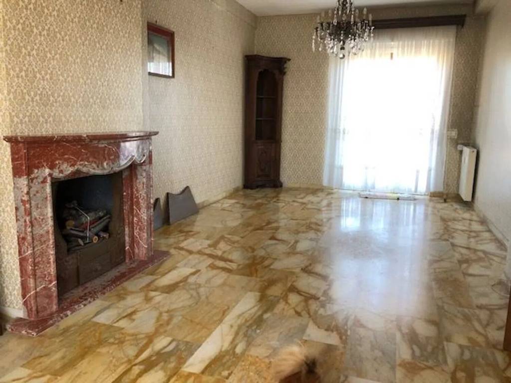 appartamento in vendita ad Albenga