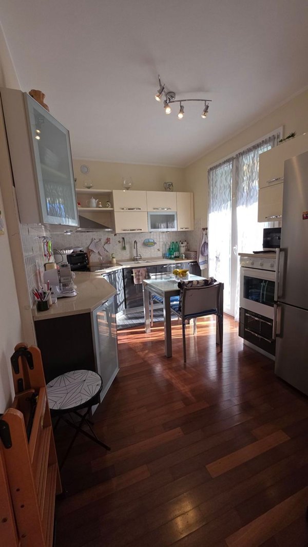 appartamento in vendita ad Albenga in zona Vadino