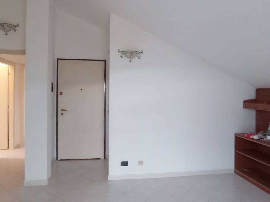 appartamento in vendita ad Albenga in zona Lusignano