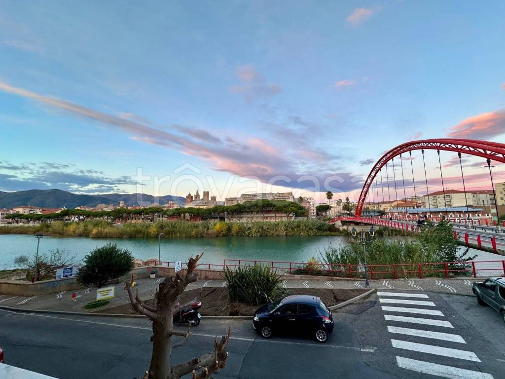 appartamento in vendita ad Albenga