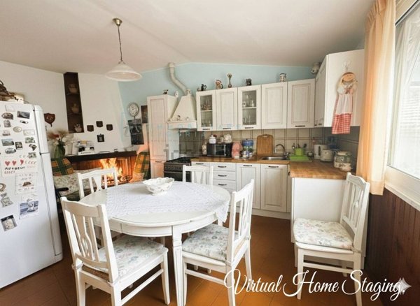 casa indipendente in vendita ad Albenga in zona Lusignano