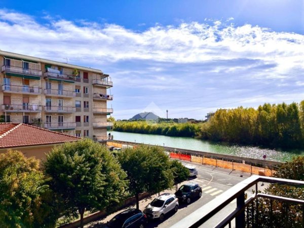 appartamento in vendita ad Albenga