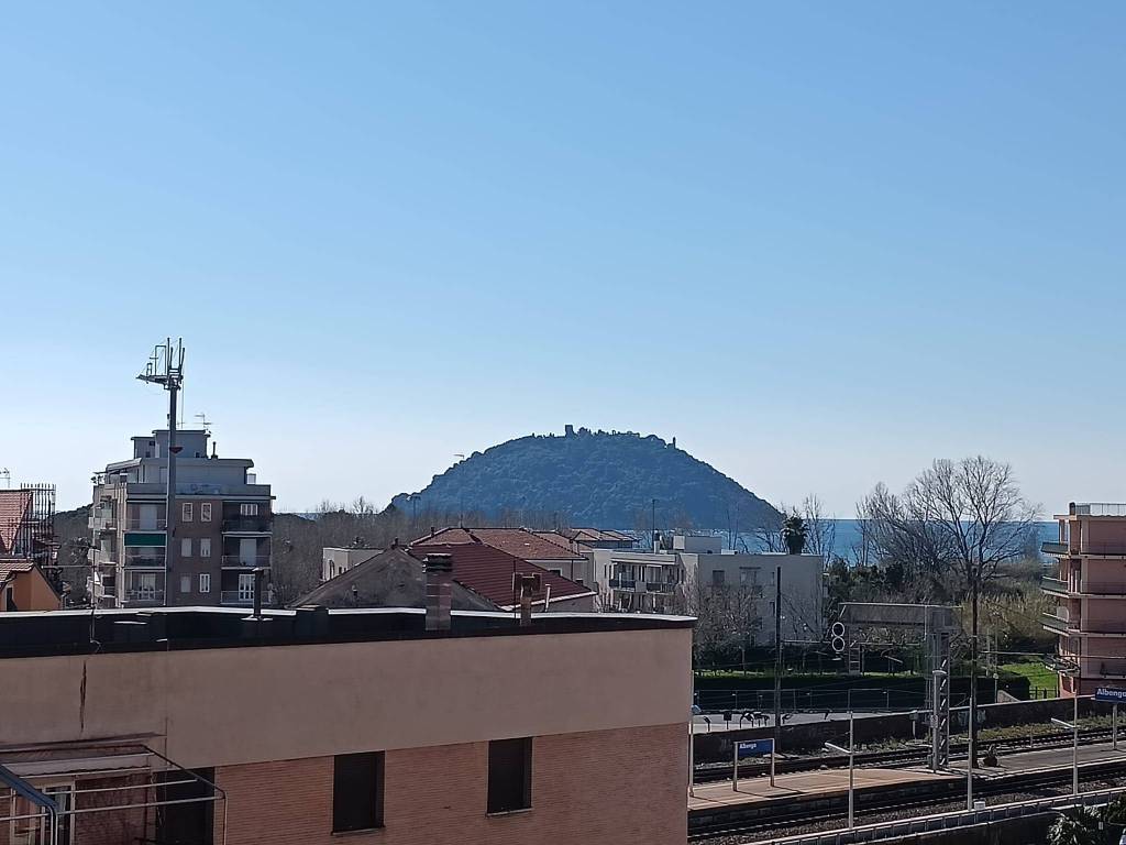 appartamento in vendita ad Albenga