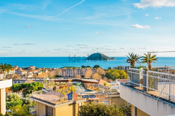 appartamento in vendita ad Albenga