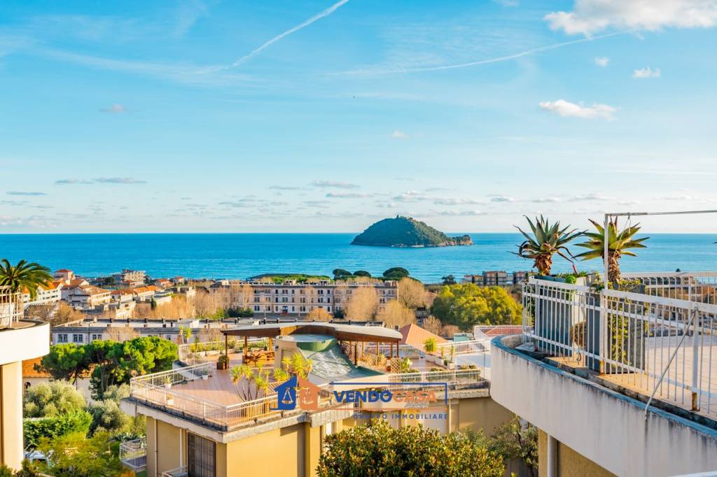 appartamento in vendita ad Albenga