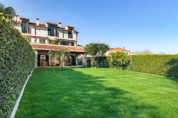 appartamento in vendita ad Albenga