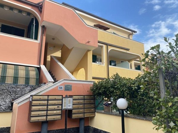 appartamento in vendita ad Albenga in zona Lusignano
