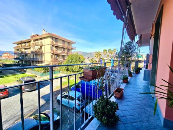 appartamento in vendita ad Albenga