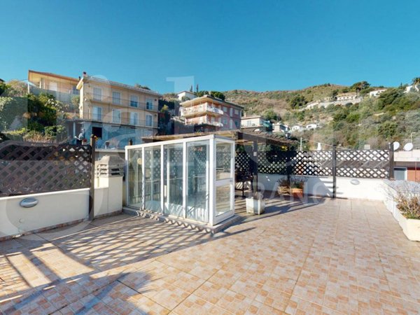 appartamento in vendita ad Albenga