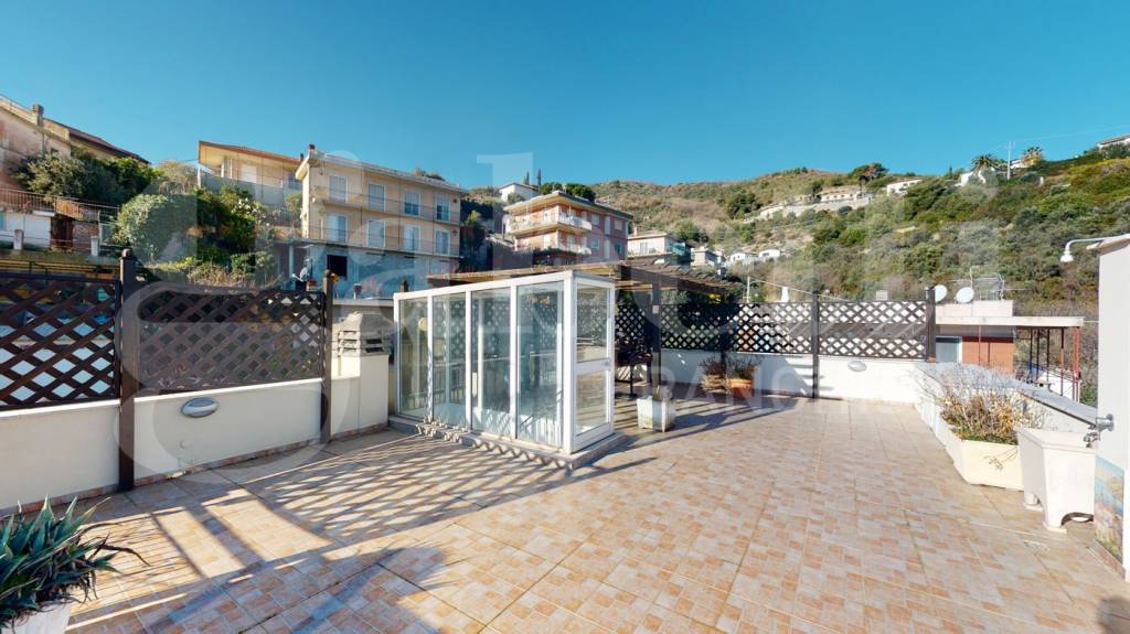 appartamento in vendita ad Albenga