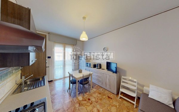 appartamento in vendita ad Albenga in zona Vadino