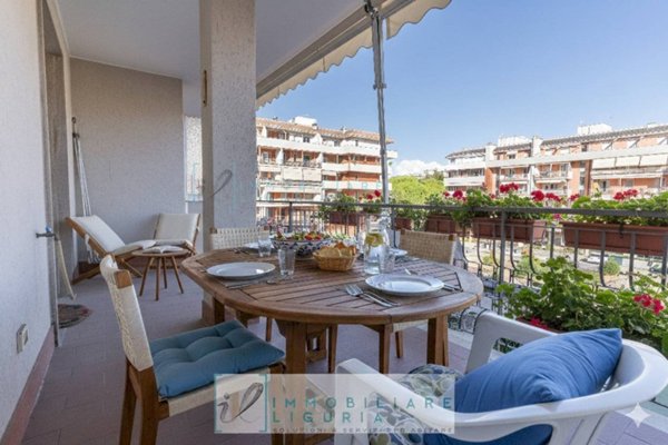 appartamento in vendita ad Albenga