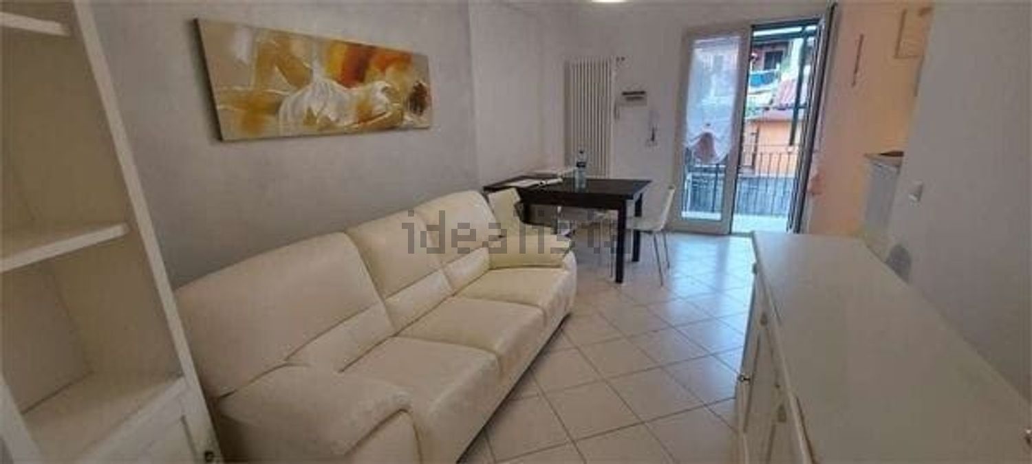 appartamento in vendita ad Albenga in zona Leca