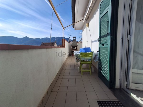 appartamento in vendita ad Albenga in zona Leca