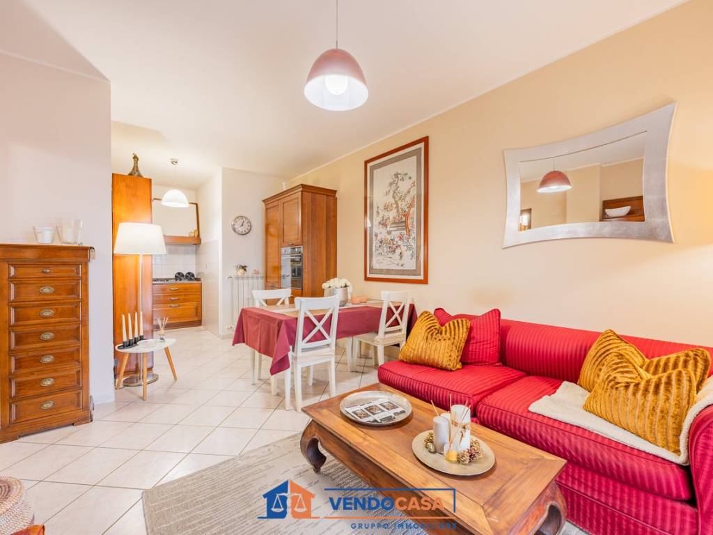 appartamento in vendita ad Albenga in zona Leca