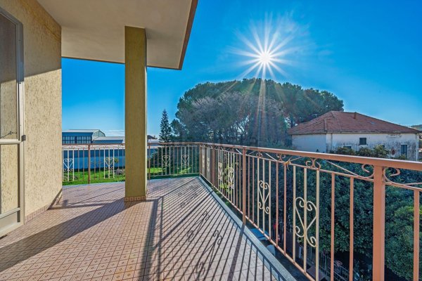 appartamento in vendita ad Albenga