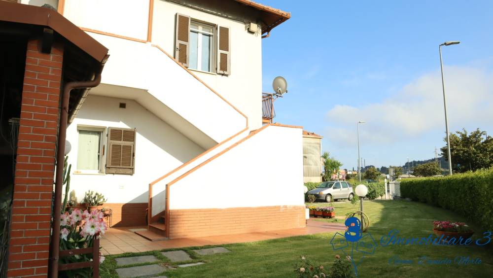 casa indipendente in vendita ad Albenga