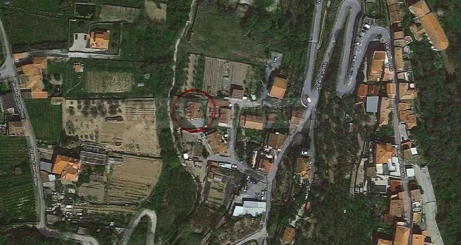 casa indipendente in vendita ad Albenga