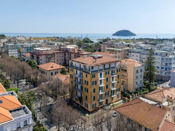 appartamento in vendita ad Albenga
