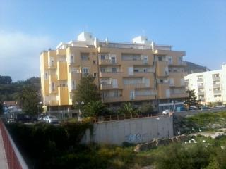 appartamento in vendita ad Albenga in zona Vadino