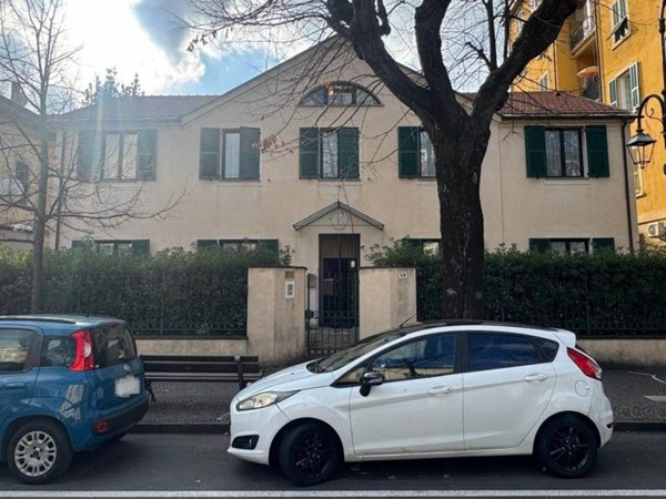 ufficio in vendita ad Albenga