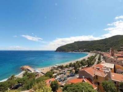 negozio in vendita ad Albenga