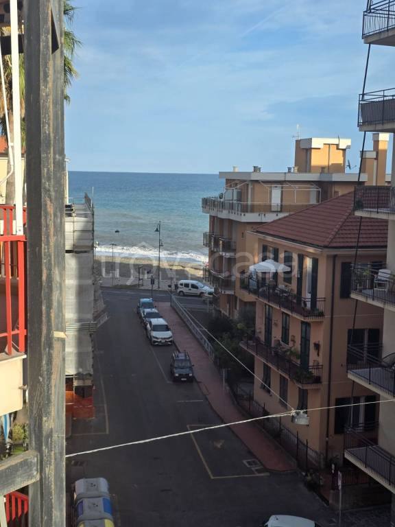 appartamento in vendita ad Albenga