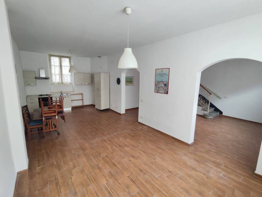 appartamento in vendita ad Albenga in zona Bastia