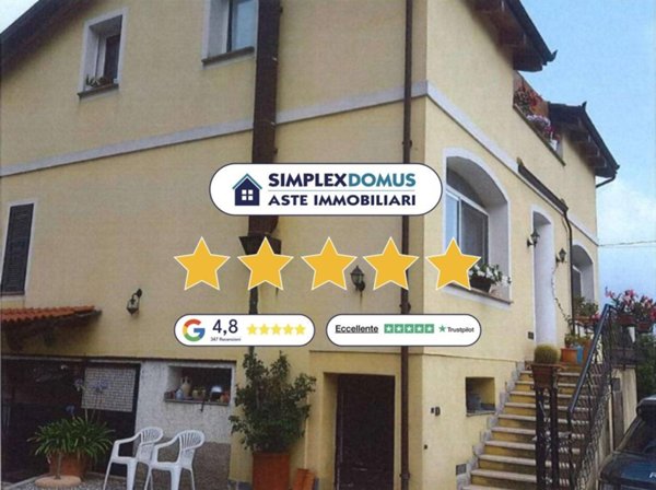 casa indipendente in vendita ad Albenga