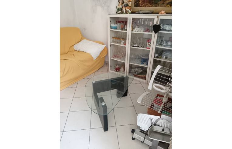 casa indipendente in vendita ad Albenga in zona Lusignano