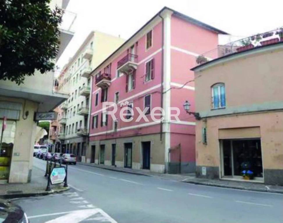 appartamento in vendita ad Albenga