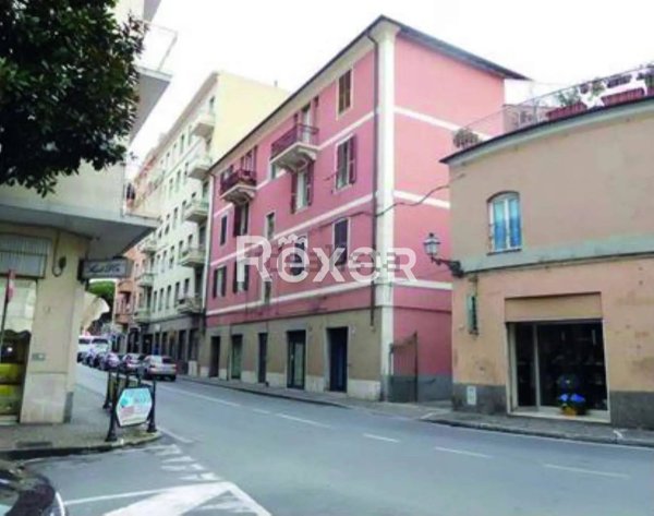 ufficio in vendita ad Albenga