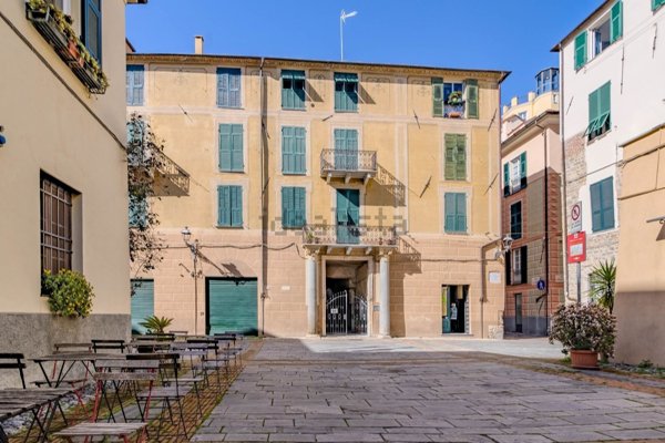appartamento in vendita ad Albenga
