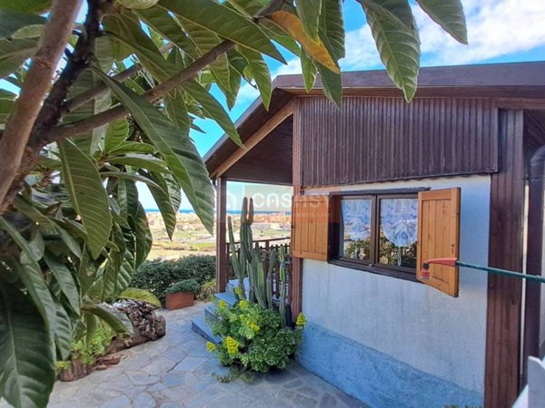 casa indipendente in vendita ad Albenga