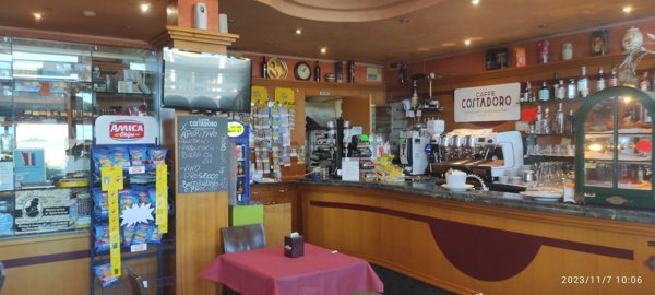 negozio in vendita ad Albenga