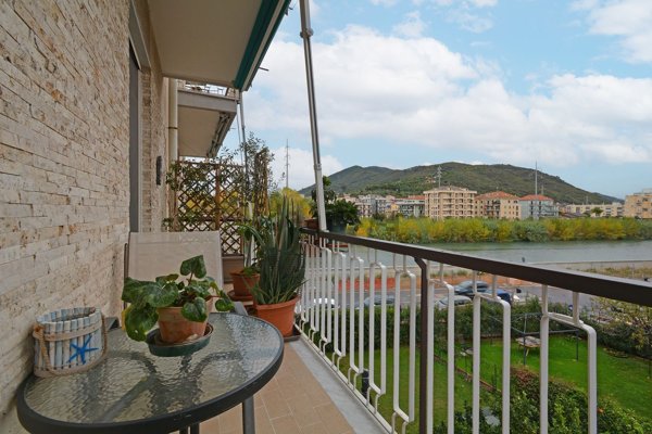 appartamento in vendita ad Albenga