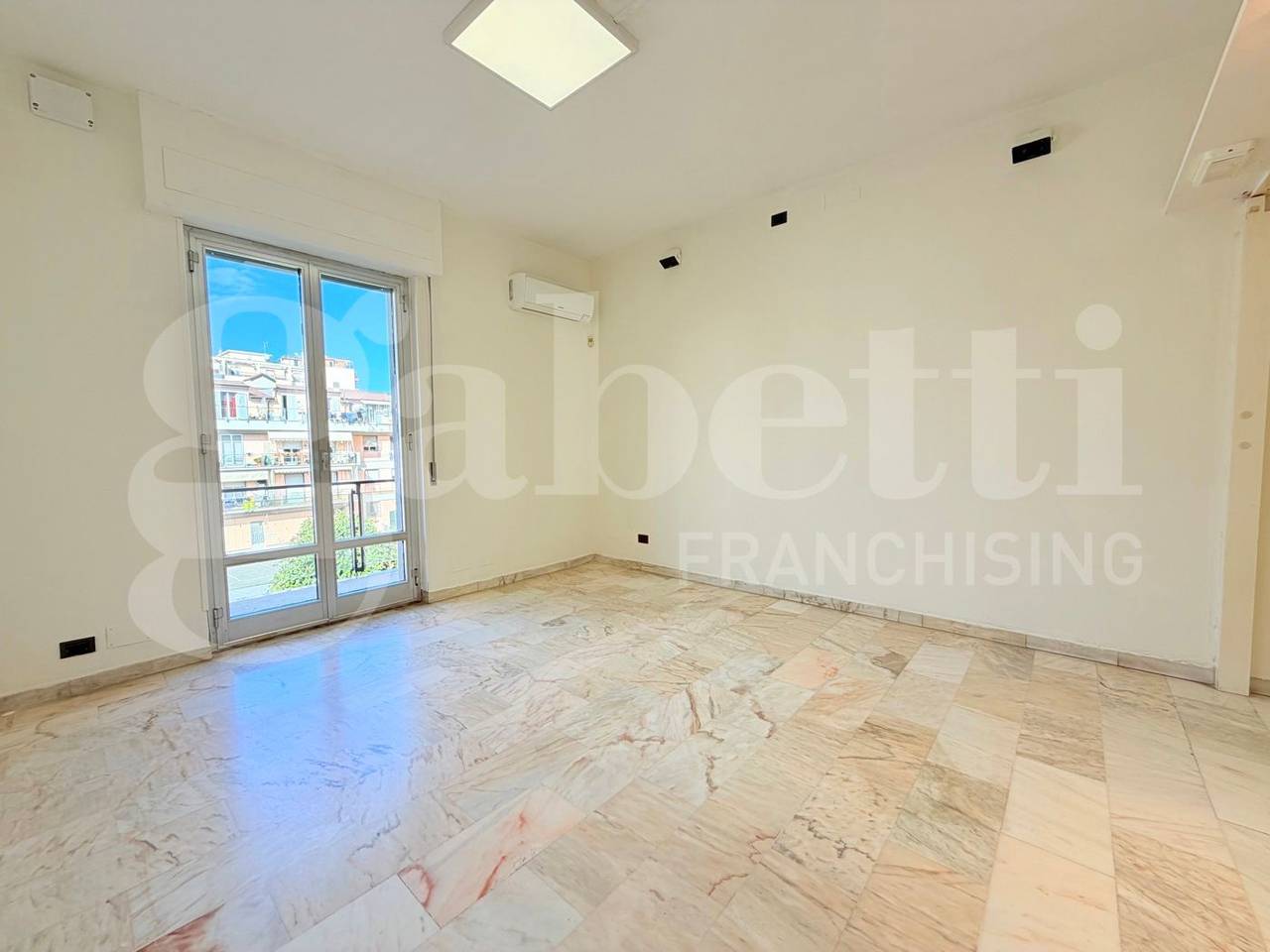 appartamento in vendita ad Albenga