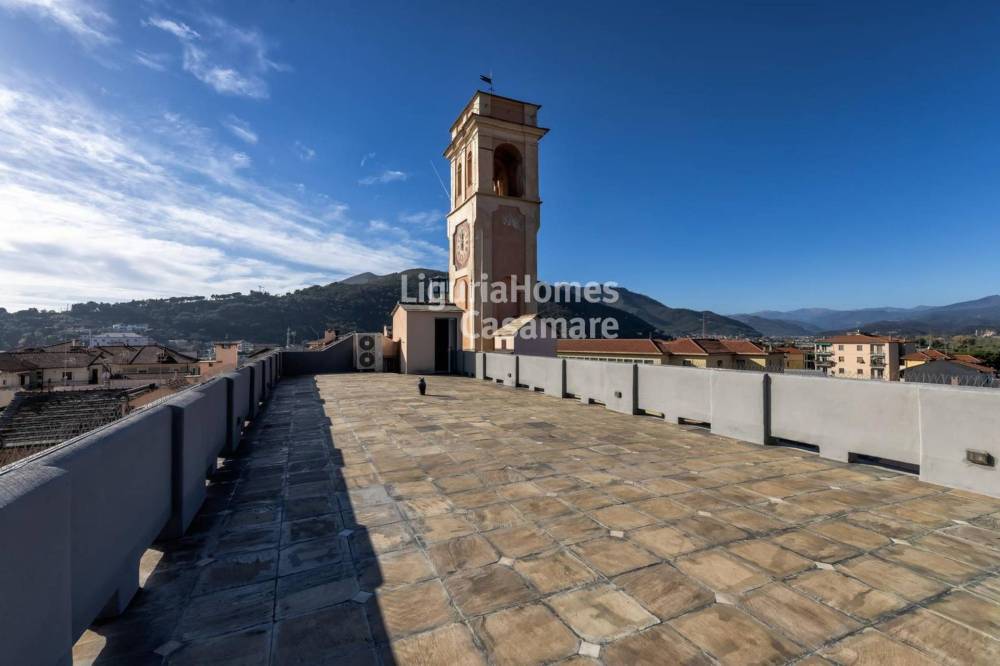 appartamento in vendita ad Albenga