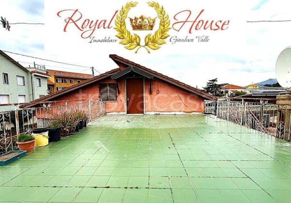 appartamento in vendita ad Albenga in zona Campochiesa