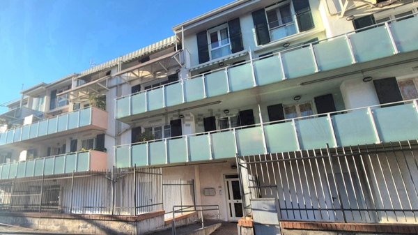 appartamento in vendita ad Albenga in zona Vadino
