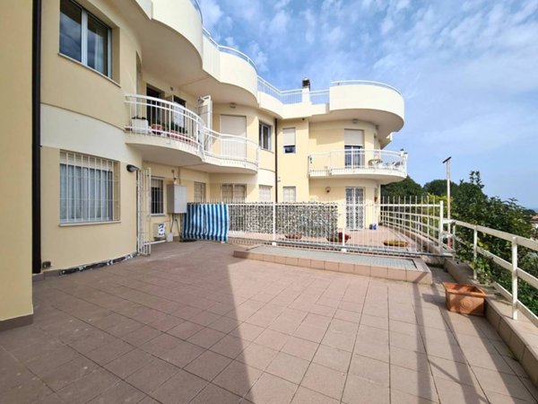 appartamento in vendita ad Albenga