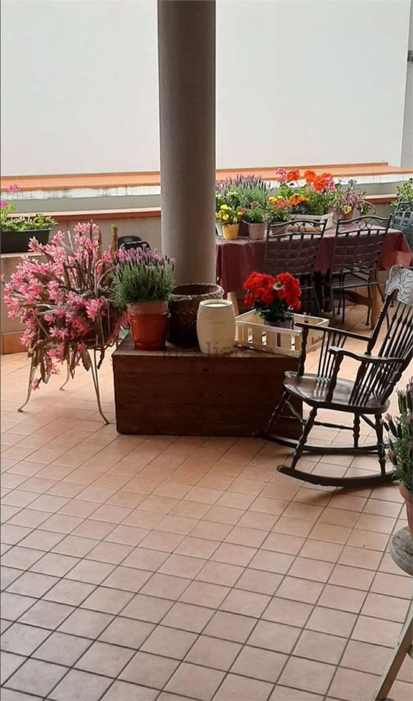 casa indipendente in vendita ad Albenga in zona Leca