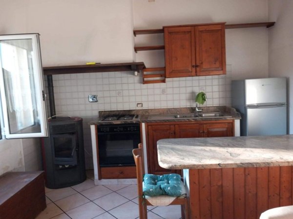 appartamento in vendita ad Albenga in zona Leca