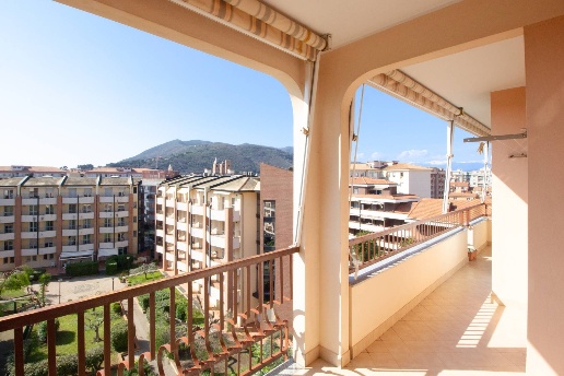 appartamento in vendita ad Albenga