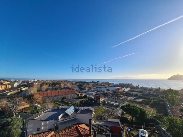 appartamento in vendita ad Albenga