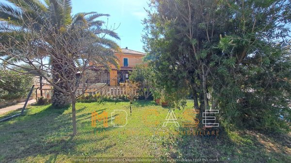 casa indipendente in vendita ad Albenga